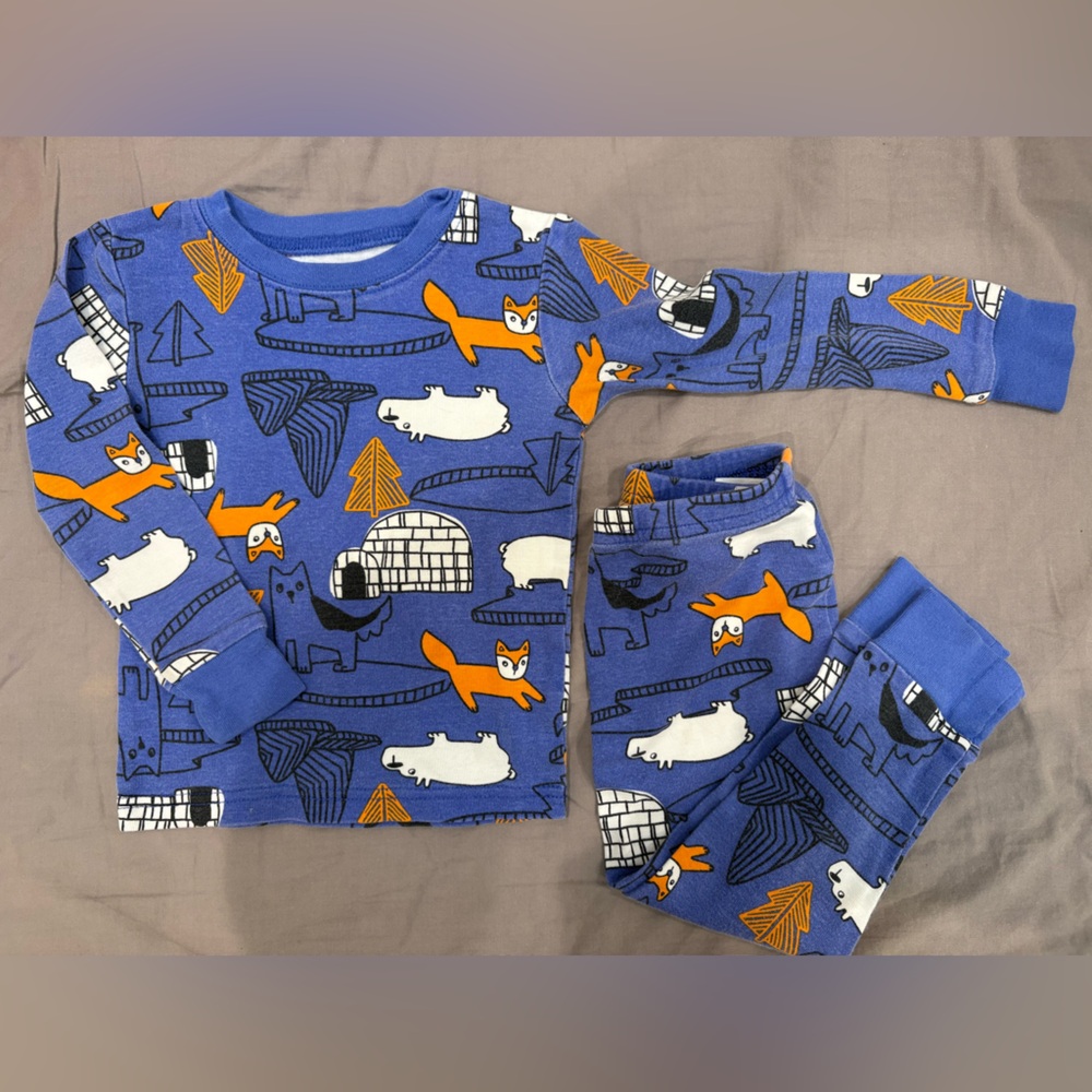 Carter’s Pajama Set